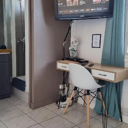 Apartment Centre - La A 1 Minute *